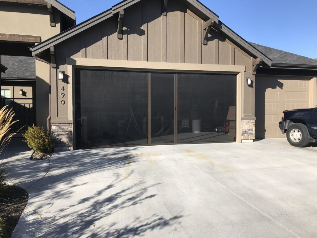 Modern garage door screen 